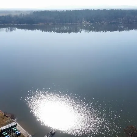 Yacht Club Bezdrev Campeggio Hluboká nad Vltavou