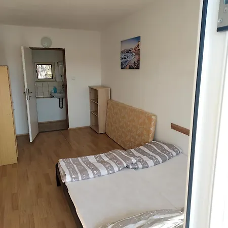 Yacht Club Bezdrev Hluboka nad Vltavou
