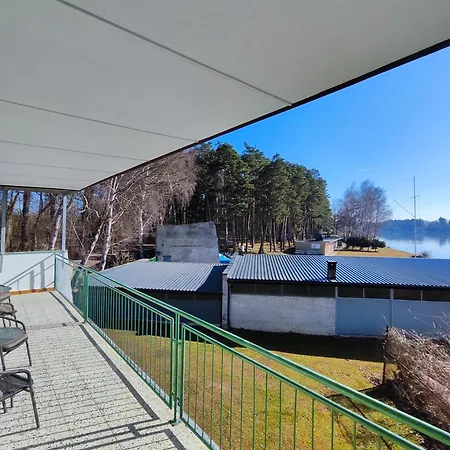 Campsite Yacht Club Bezdrev *