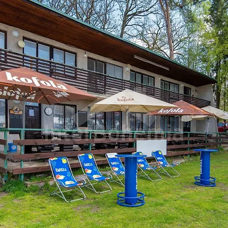 Yacht Club Bezdrev Campsite