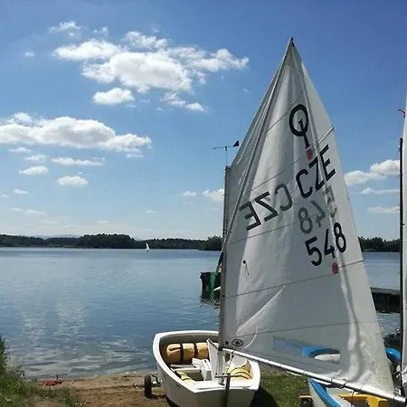 Yacht Club Bezdrev Campsite Hluboka nad Vltavou