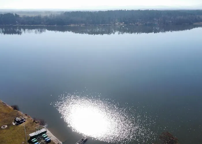 Yacht Club Bezdrev אתר קמפינג Hluboká nad Vltavou