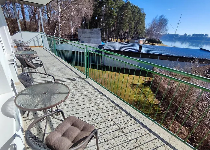 Yacht Club Bezdrev Hluboká nad Vltavou